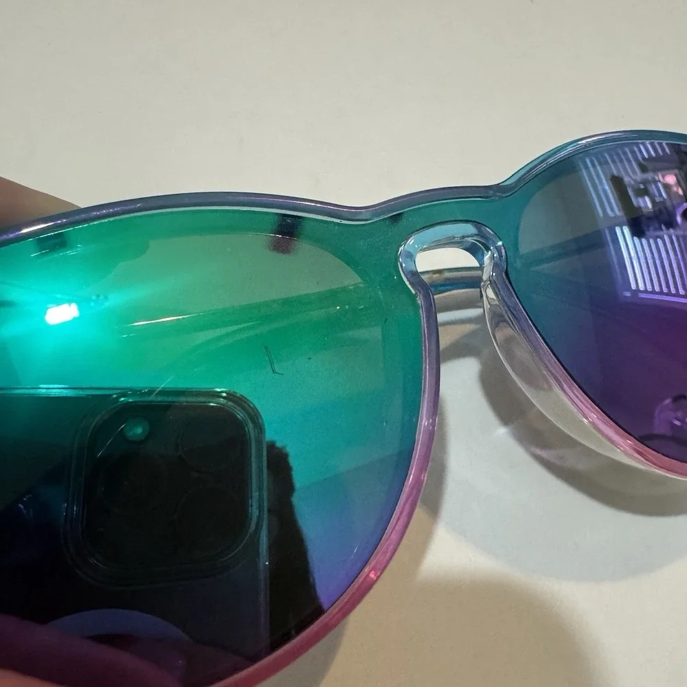 Blenders Nora Rad‎ Cat3 Sunglasses Mirror Blue - Pink